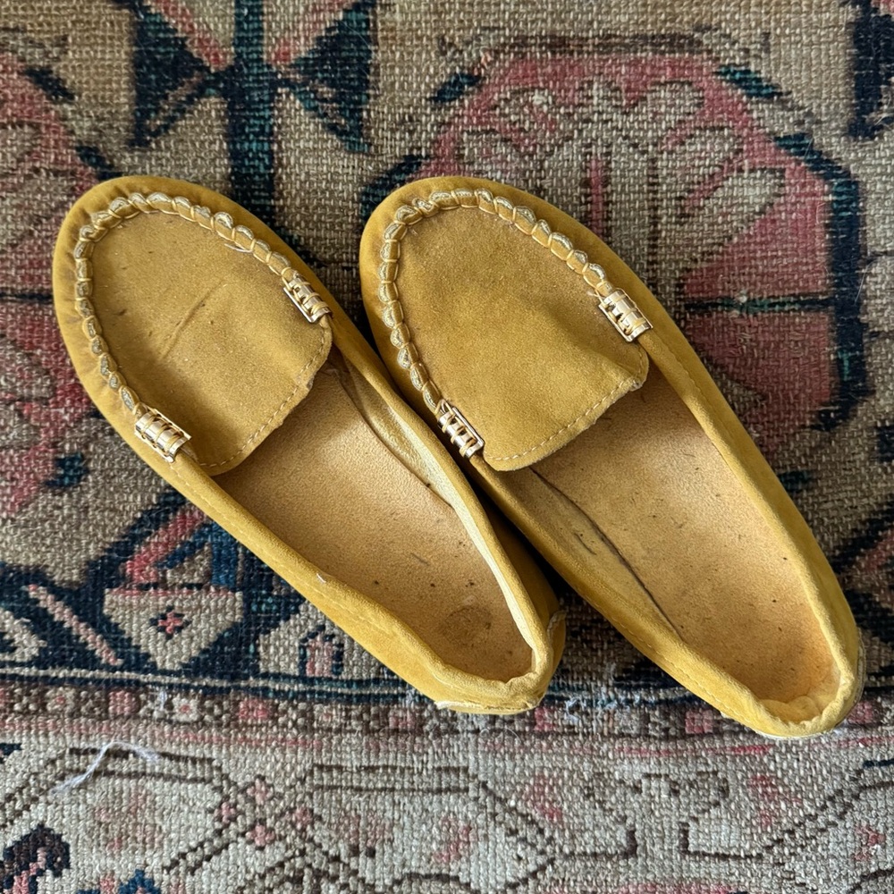 Mustard Velvet Loafers Women’s Flats Size 40